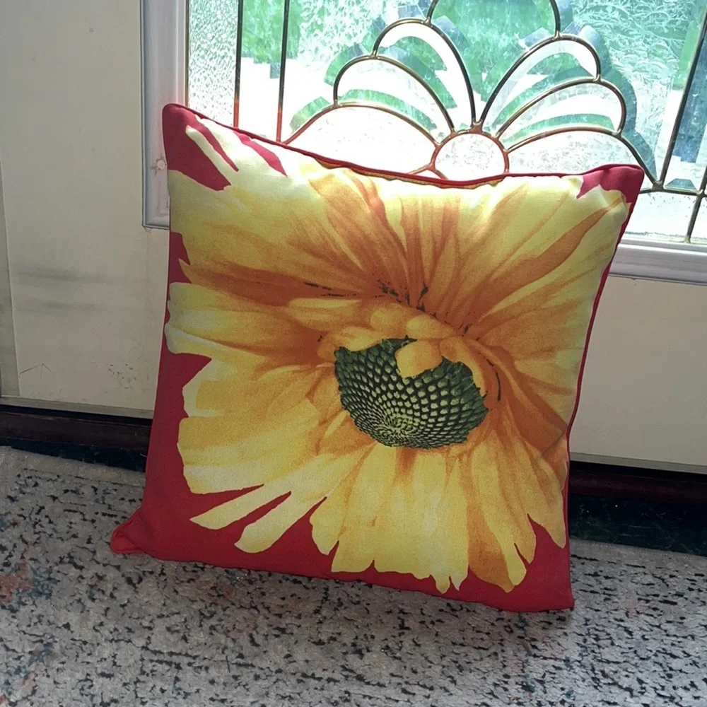 Decorative Sunflower Pillow